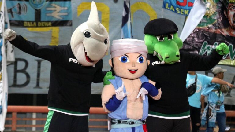 maskot klub sepak bola
