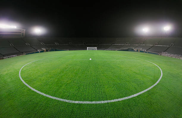 bau rumput stadion