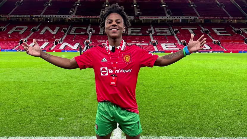 pemain bola youtuber